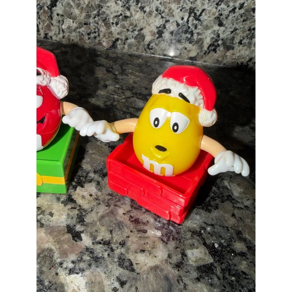 M&M's Christmas Holiday Figurines Red and Yellow Santa Hat Gift Box Set of 4